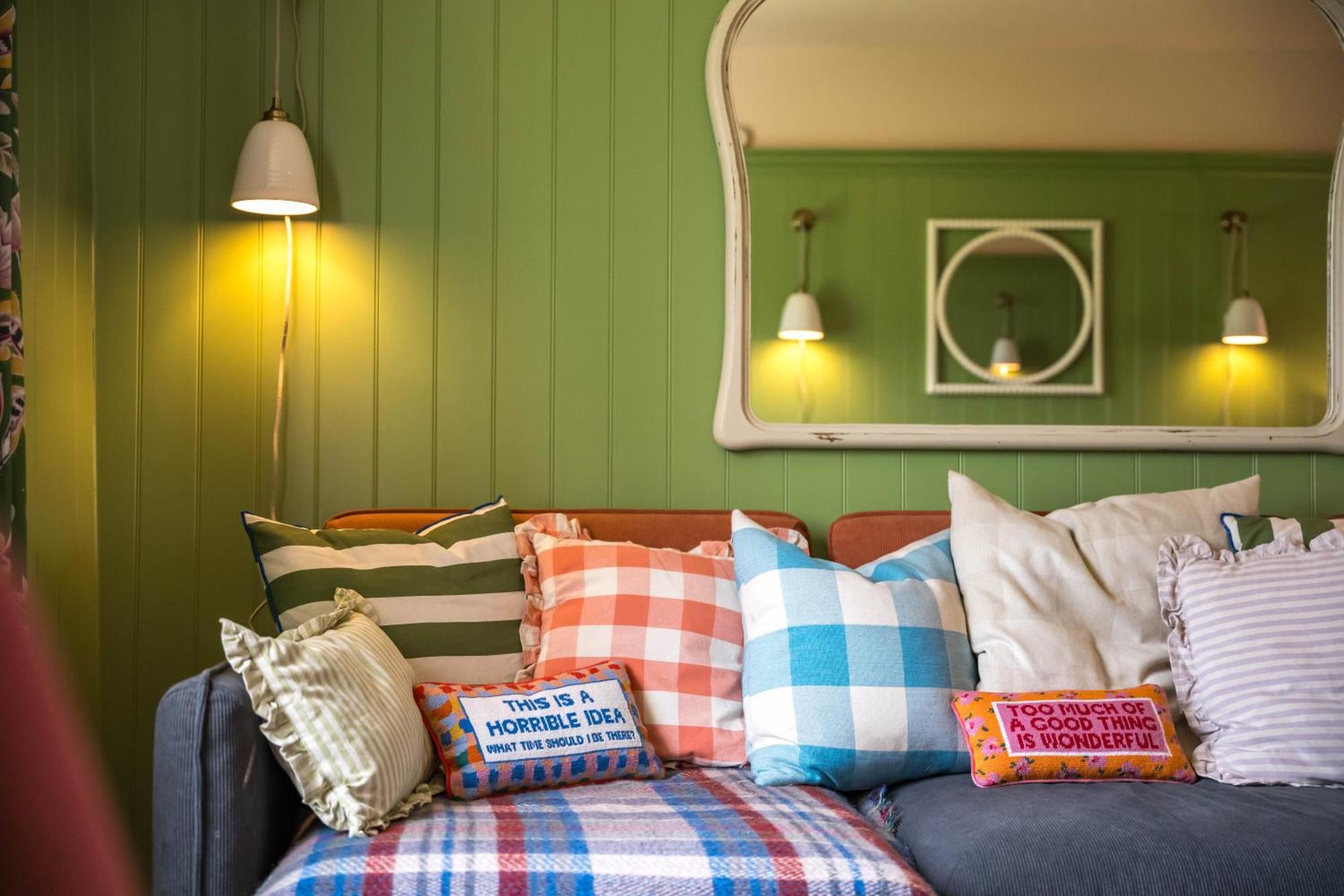Large Country Cottage, Sleeps 8 - Spa Facilities, Garden Bar, Catering Services, Free Parking, Nature Reserve, Hen Parties Scunthorpe Bagian luar foto