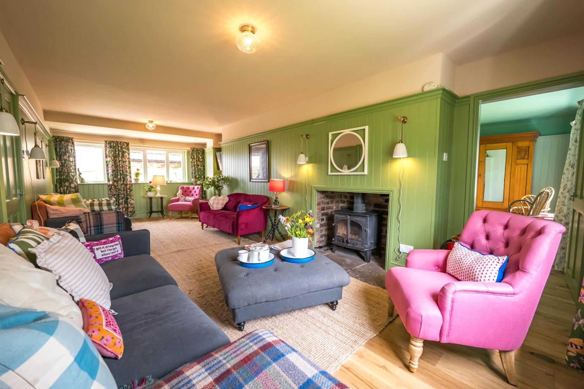 Large Country Cottage, Sleeps 8 - Spa Facilities, Garden Bar, Catering Services, Free Parking, Nature Reserve, Hen Parties Scunthorpe Bagian luar foto