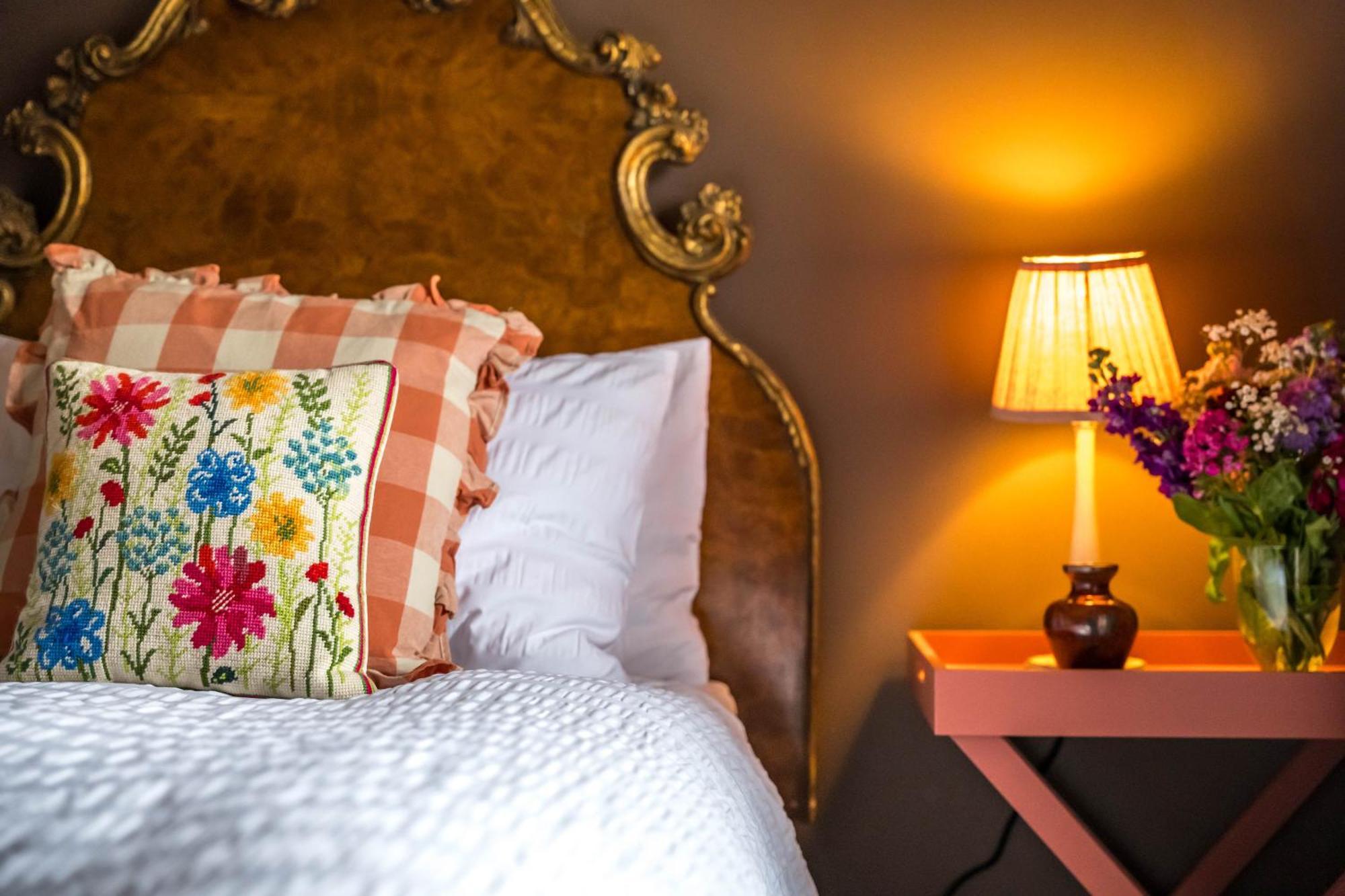 Large Country Cottage, Sleeps 8 - Spa Facilities, Garden Bar, Catering Services, Free Parking, Nature Reserve, Hen Parties Scunthorpe Bagian luar foto